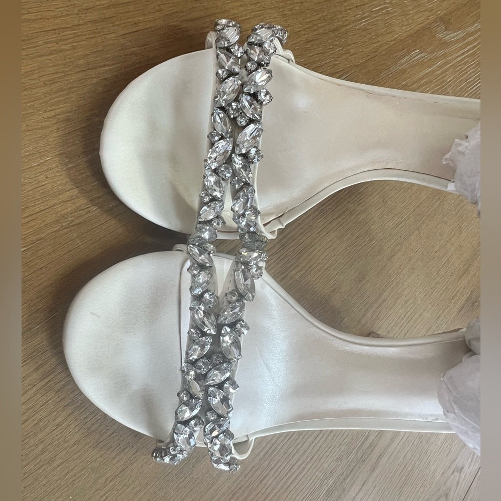 Wedding Heels! Extremely Comfortable - image 2